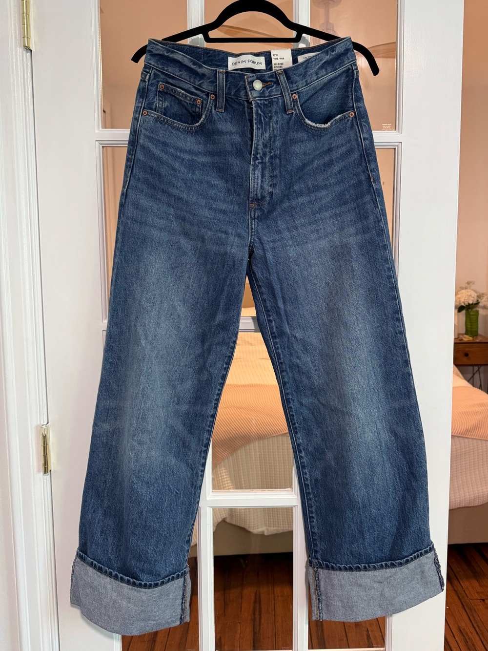 Aritzia Denim Forum The ’90s Hi-Rise Loose Cuff Jeans 27 NWT